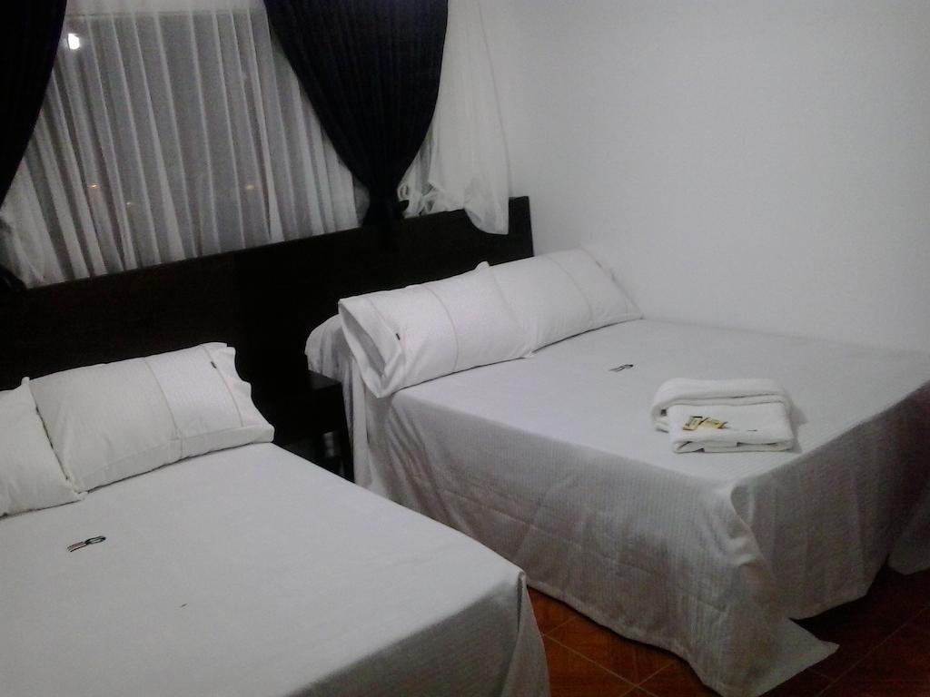 Hotel Casa Gabriela Bogota Buitenkant foto